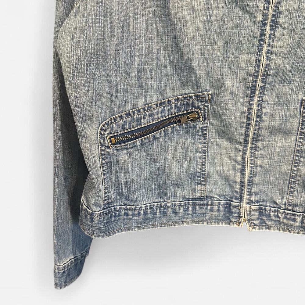 Vintage Old Navy 90s Minimalist French Chic Zip Up Denim Jacket - Picture 7 of 8
